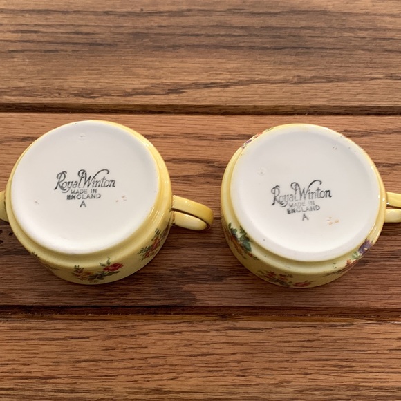 Royal Wilton china stackable sugar and creamer cups - Picture 4 of 9